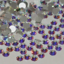 Блестящие кристалл 3D Crystal AB в нескольких размерах.